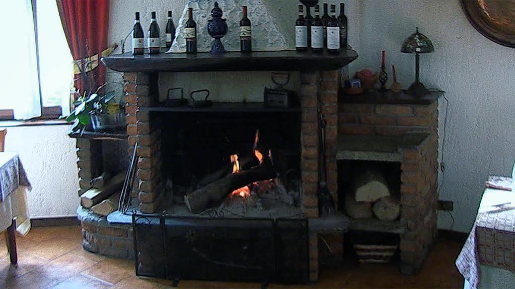 Hotel Rondanino Lanzo dʼIntelvi Extérieur photo