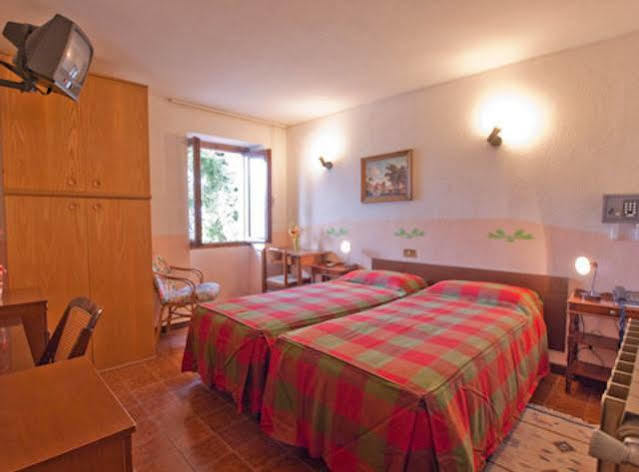 Hotel Rondanino Lanzo dʼIntelvi Extérieur photo